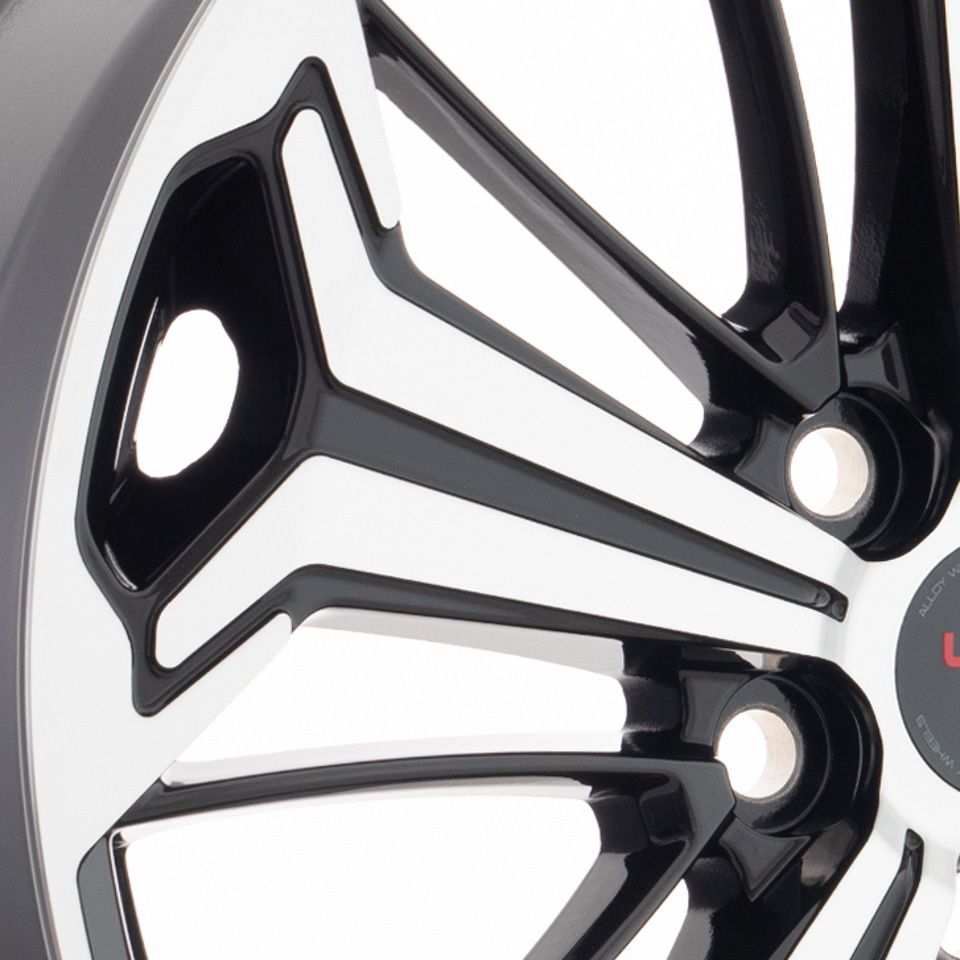 LEGE ARTIS  Concept-TY561/LX531  7,5\R19 5*114,3 ET40  d60,1  BKF    под ориг.крепеж+крышку