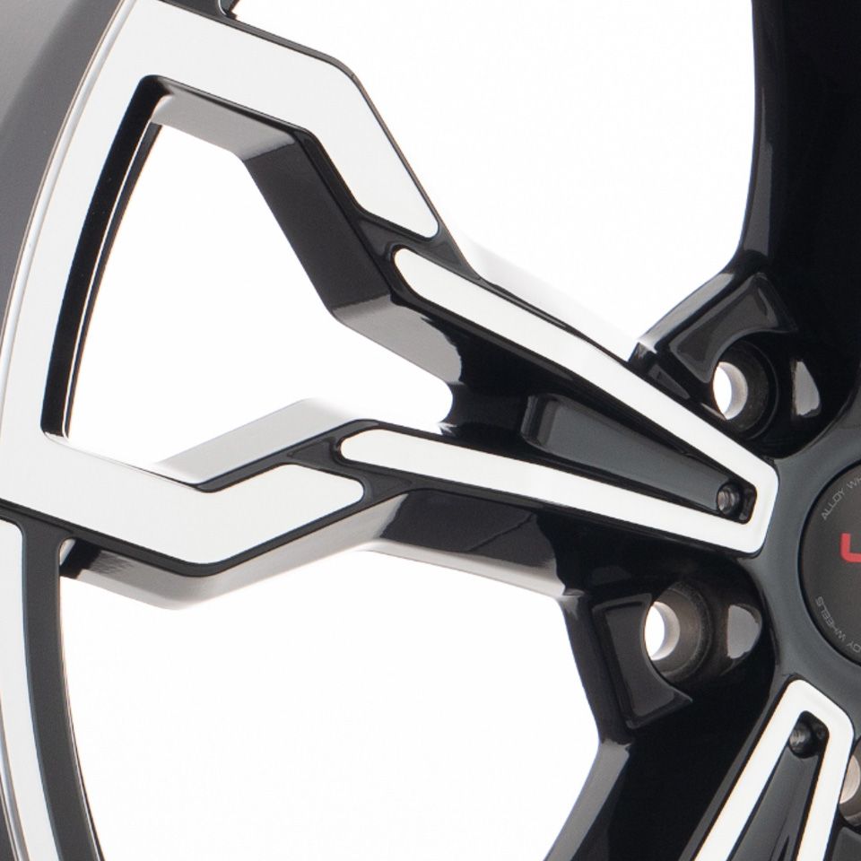 LEGE ARTIS  Concept-B563  9,5\R20 5*112 ET43  d66,6  BKF    под ориг.крепеж+крышку